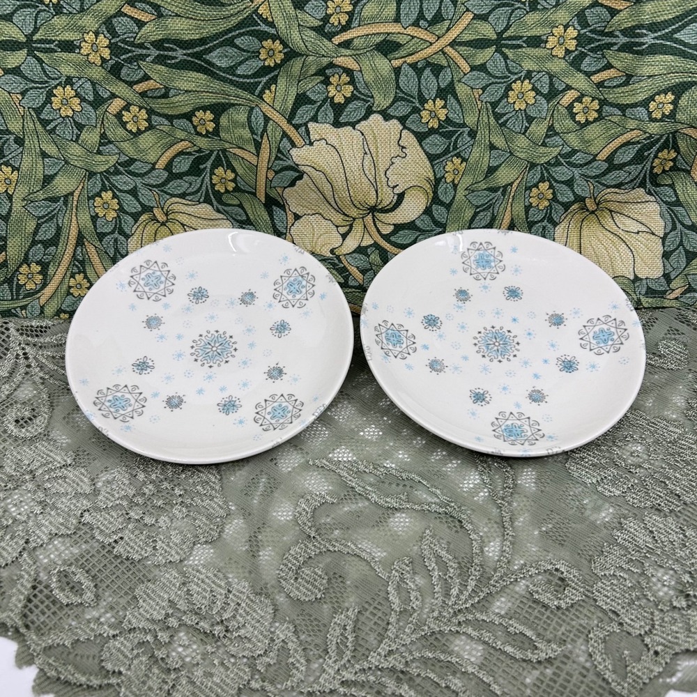 Vintage MCM Royal China Blue Ice Saucer Plates Pair Starburst Snowflake Design